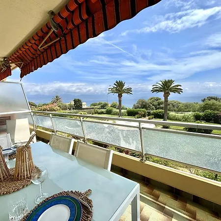 Ajaccio: 2p Standing, Plage & Commerces - Fr-1-61-643 Apartment